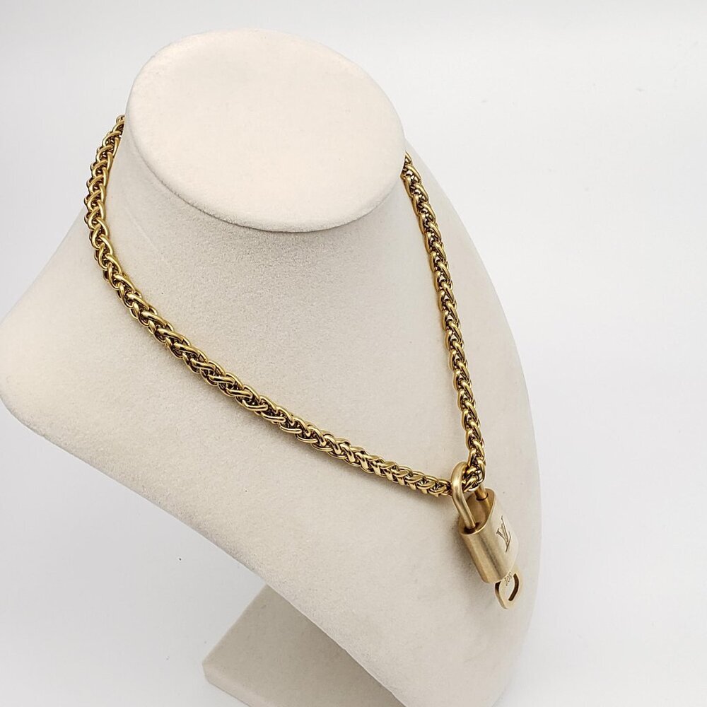 Authentic Louis Vuitton Gold Padlock w/ Unbranded Fashion Stainless Steel Chain - Picture 2 of 7